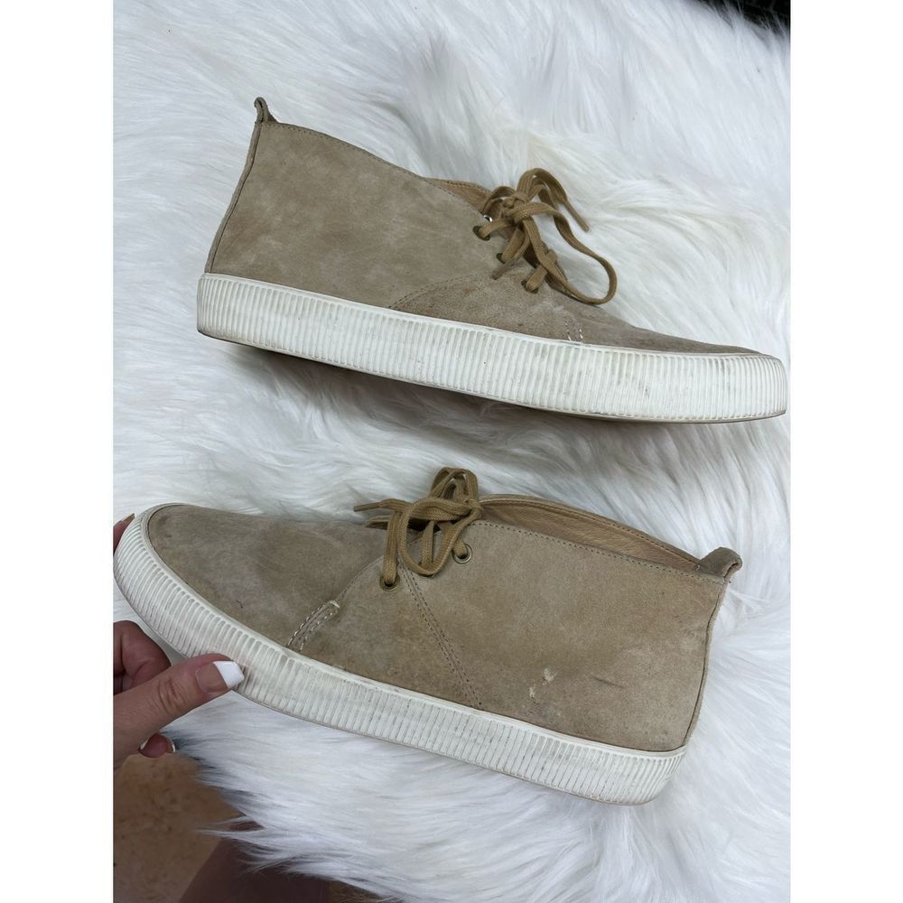 Pointer High Top Sneakers